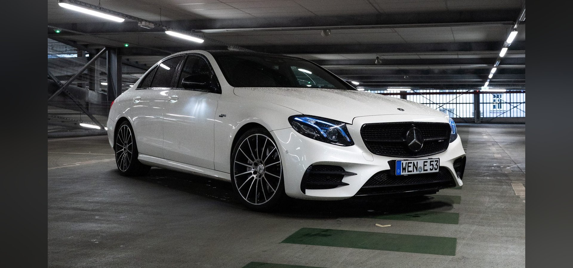 AMG Wide