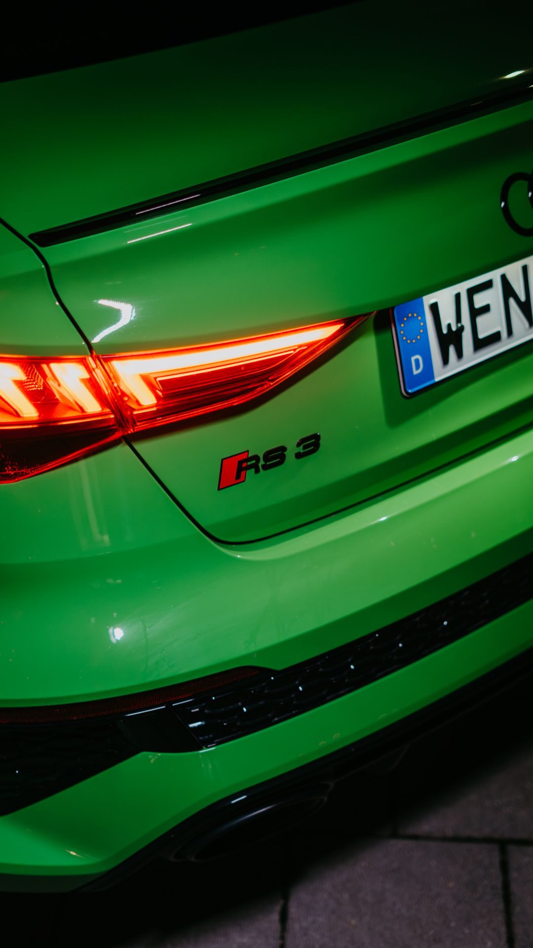 Audi RS3 Heck in Giftgrün mit WEN-Kennzeichen